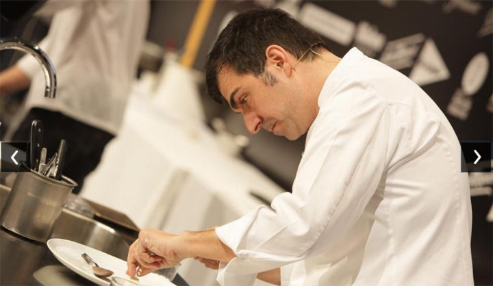 Ramón Freixa en su cocina. Foto: Ramón Freixa.