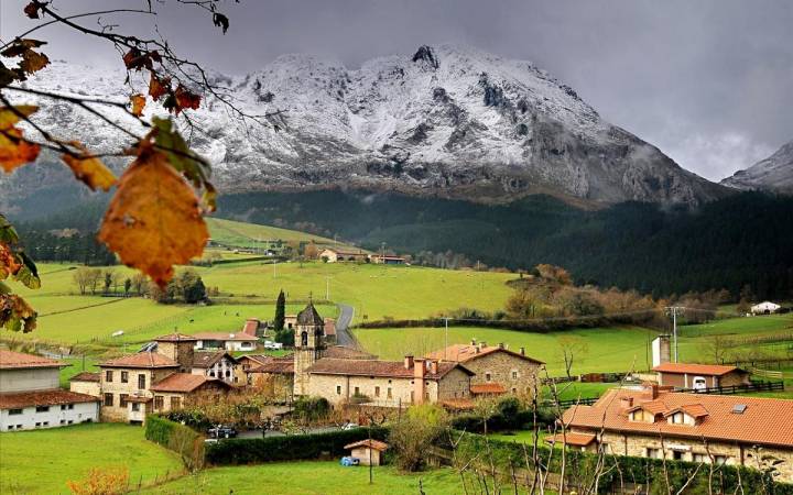 El entorno natural de 'Etxebarri' es mágico. Foto: Etxebarri.