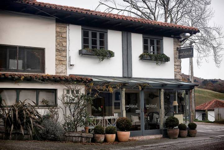 El restaurante está en el barrio de La Salgar (Arriondas).