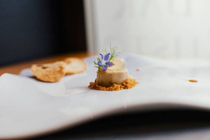 'Micuit' de foie y almendra.