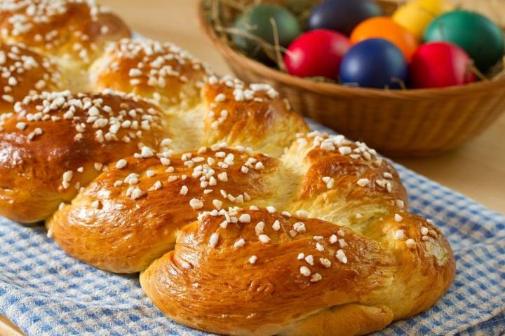 En Asturias es típico comer este pan dulce trenzado. Foto: Shutterstock.