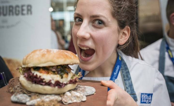 Raquel García ganó el concurso con su Bocata de calamares con alioli de 'su tinta'.