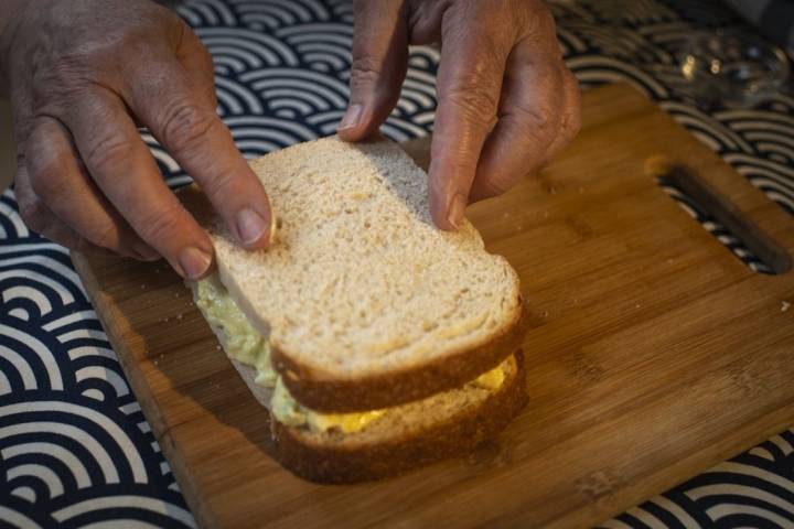 Montar los sándwiches con cariño es clave para un buen resultado.