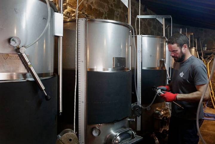 El enólogo Damián Díaz se enamoró del mundo de vino tras unas prácticas como ingeniero químico.