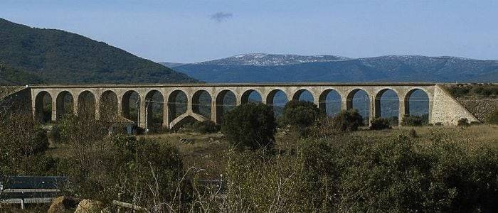 Puente de Taboada en Lozoya.