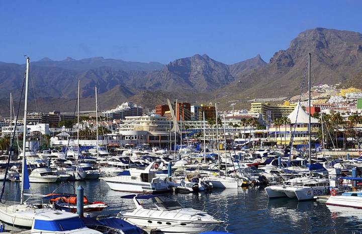 La expedición parte de Puerto Colón. Foto: Shutterstock.