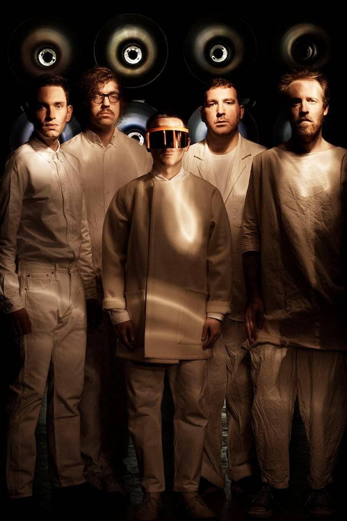 Los británicos electropop Hot Chip actuarán el viernes 29.