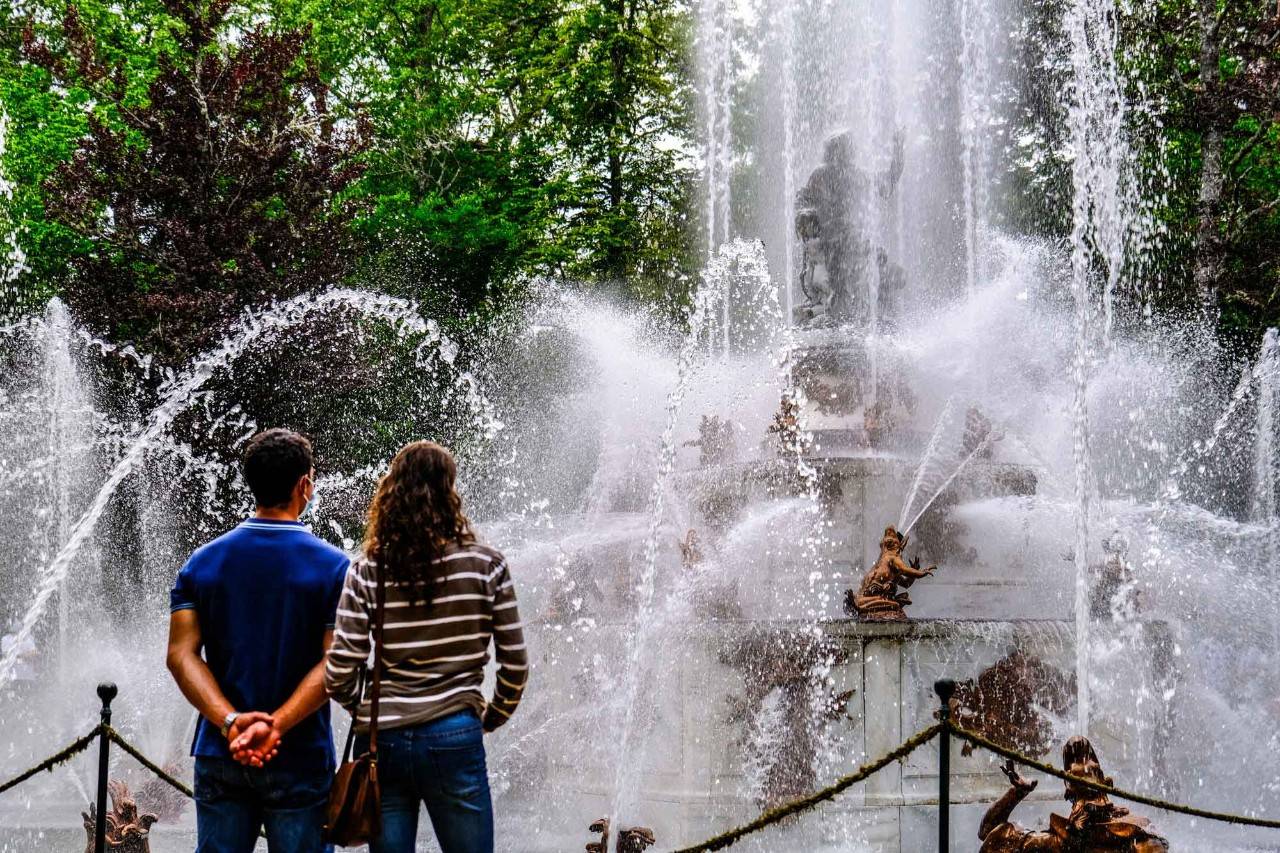 Deja que te salpique la danza del agua