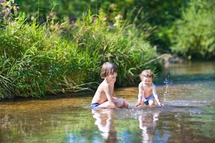 El tramo más apreciado para el baño se extiende entre Navalguijo y Navalonguilla. Foto: Shutterstock