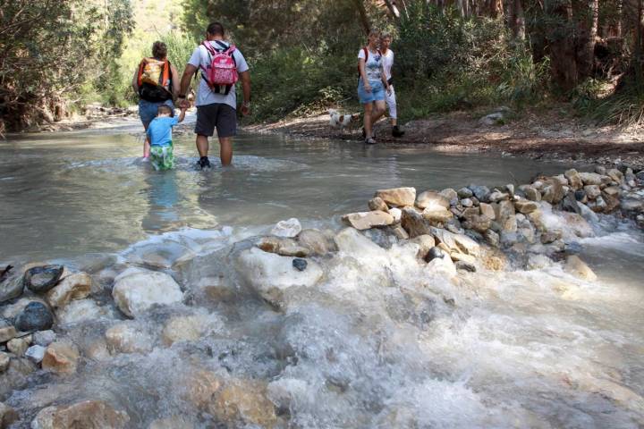 Un refrescante paseo de agua dulce.