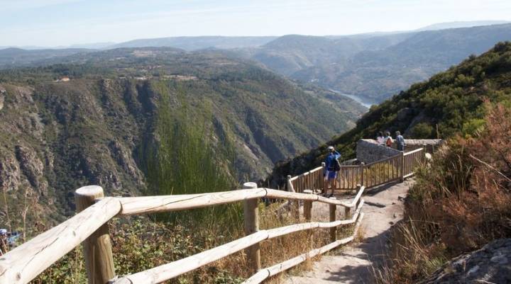 Los cañones del Sil en todo su esplendor. Foto: Turismo de Ribeira Sacra.