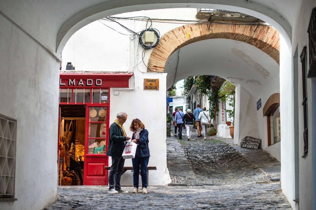 Cadaqués en otoño: apertura (Carrer des Call)