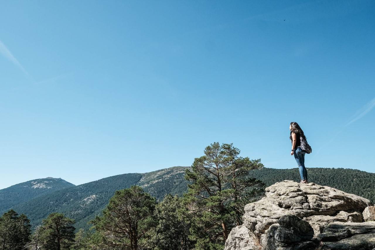 Echarse al monte a buscar poesía