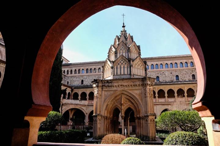 Claustro del Real Monasterio de Santa María de Guadalupe (Cáceres).