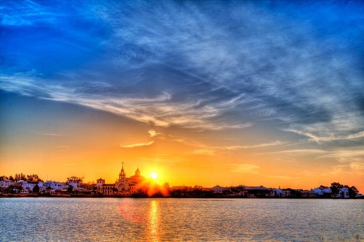 Vista de el Rocío desde la Laguna. Foto: Paco Gómez, Flickr.